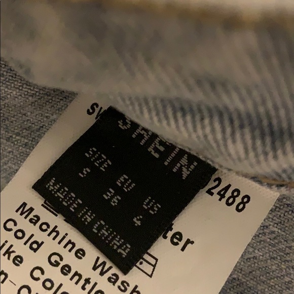 Shein jeans! - Picture 3 of 3